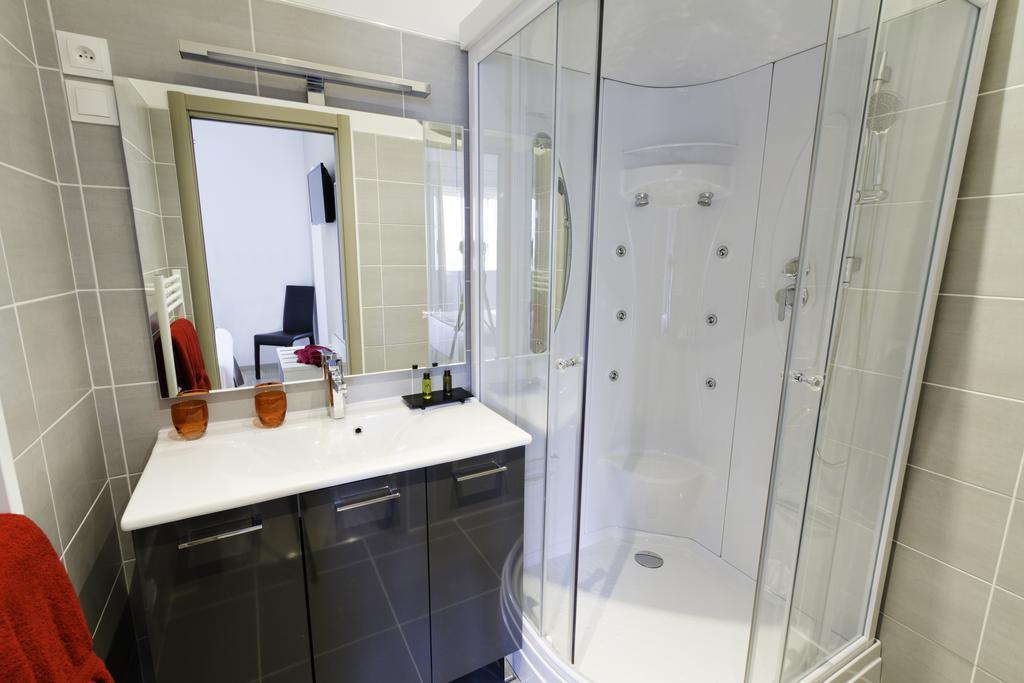 Hotel Les Petits Oreillers Saint-Martin-d'Ardeche Phòng bức ảnh