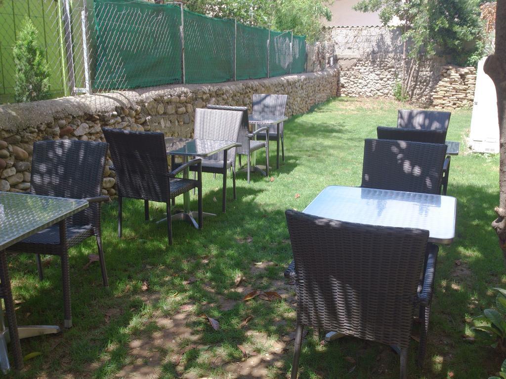 Hotel Les Petits Oreillers Saint-Martin-d'Ardeche Ngoại thất bức ảnh